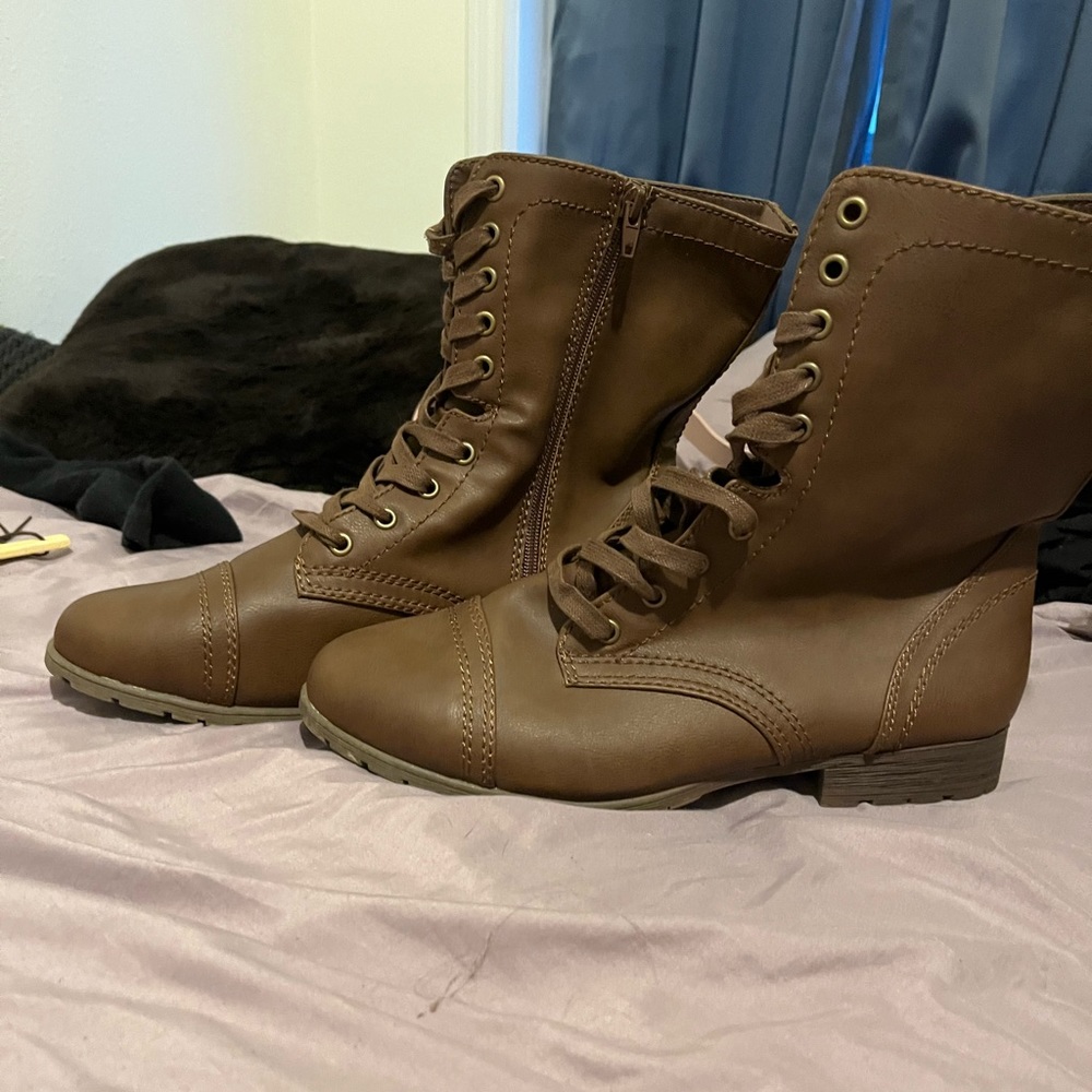 NWOT Time And Tru Wide Width Combat Style Brown Boots
